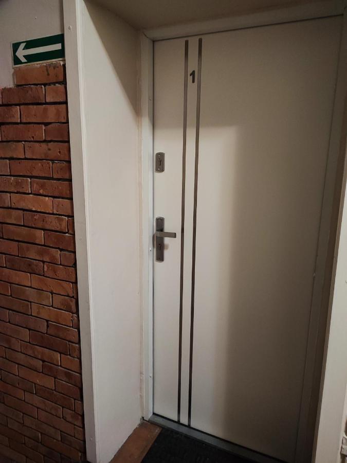Apartament - Mieszkanie Samodzielne Inowrocław Exteriör bild
